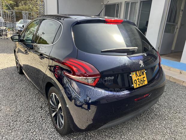 Peugeot 208 2019 Blue