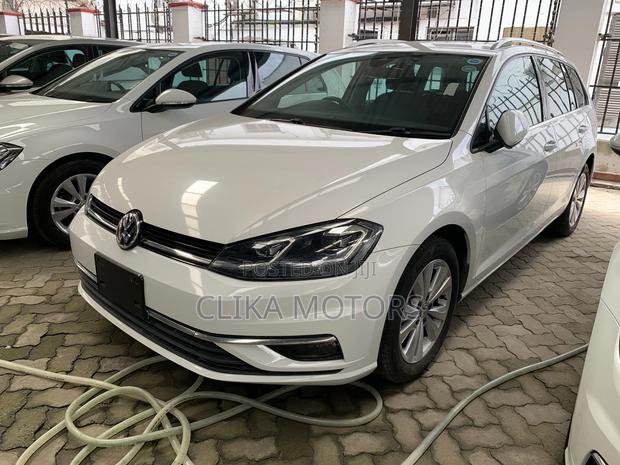 Volkswagen Golf Variant 2018 White