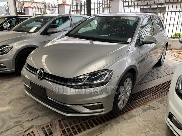 Volkswagen Golf TSI S FWD 2018 Silver