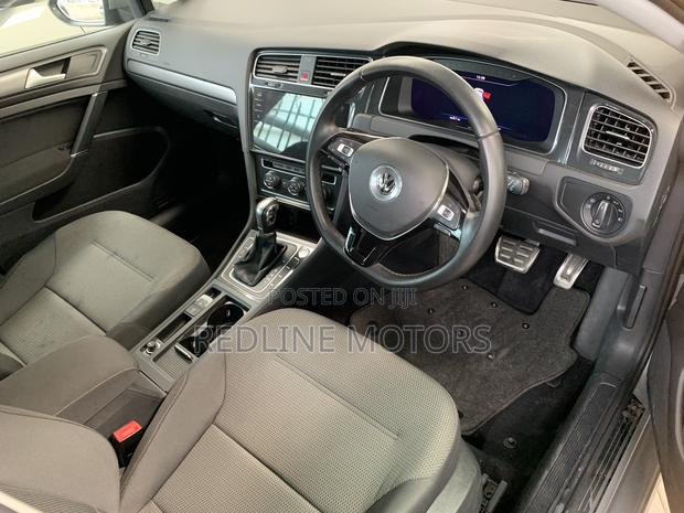 Volkswagen Golf TSI SE FWD 2018 Silver