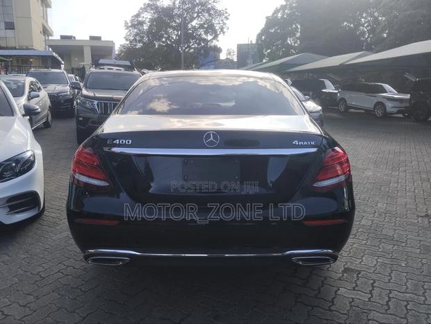 Mercedes-Benz E400 2018 Black