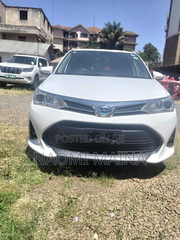 Toyota Corolla Fielder 1.5 Hybrid FWD 2018 White