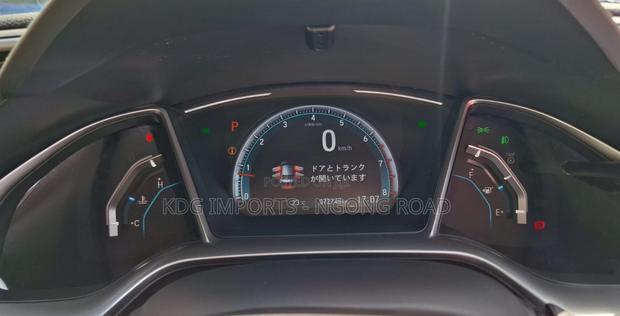Honda Civic 2018 Red