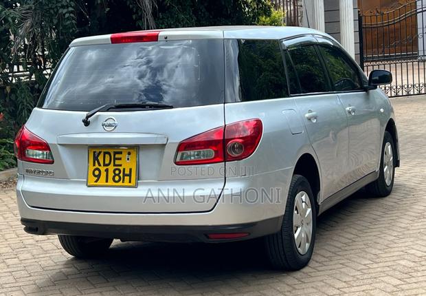 Nissan Wingroad 2014 Silver