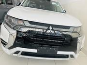 Mitsubishi Outlander 2019 White for sale