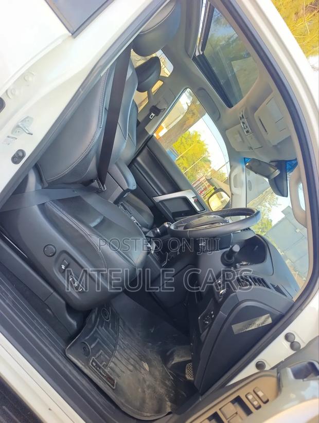 Toyota Land Cruiser Prado 2019 Black