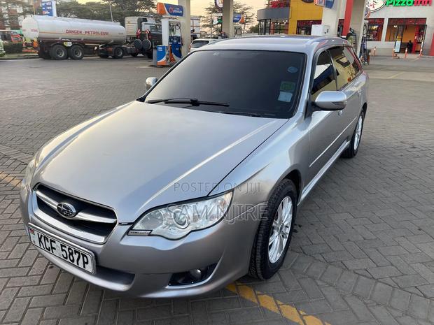 Subaru Legacy 2.5 2009 Gray