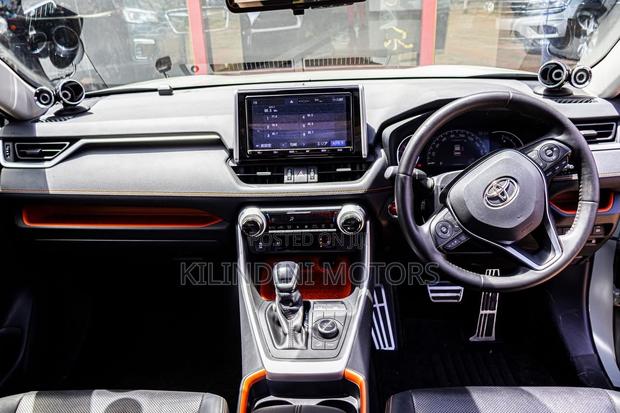 Toyota RAV4 2019 Green