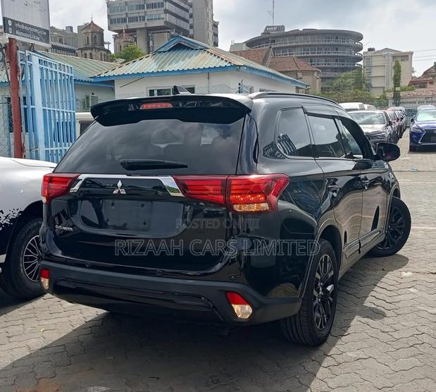 Mitsubishi Outlander 2019 Black