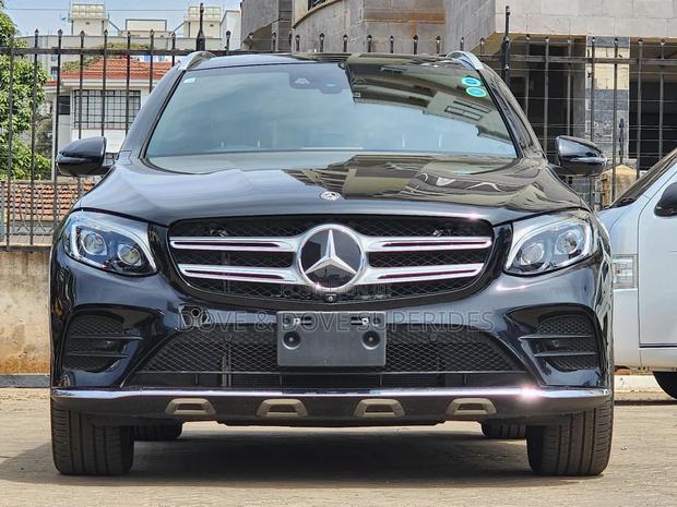Mercedes-Benz GLC-Class GLC250 Sport Utility 4-Door (2.0L, 4cyl Turbo) Black