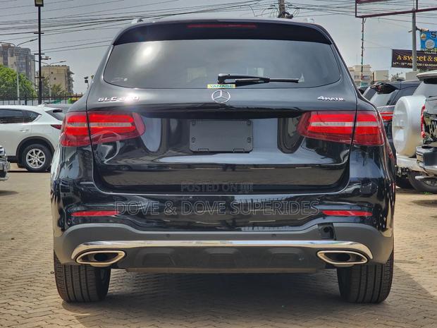 Mercedes-Benz GLC-Class GLC250 Sport Utility 4-Door (2.0L, 4cyl Turbo) Black