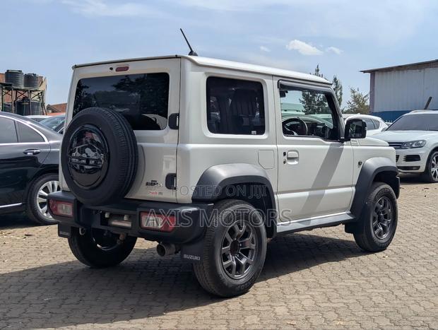 Suzuki Jimny 2018 White