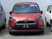 Toyota Sienta 1.5 Hybrid FWD 2019 Red for sale