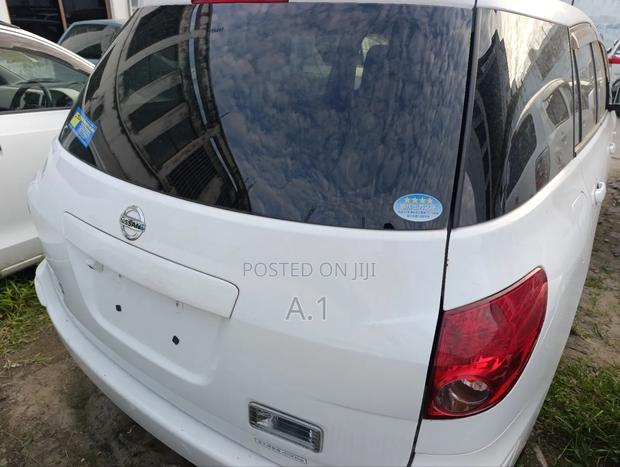 Nissan Advan 2018 White
