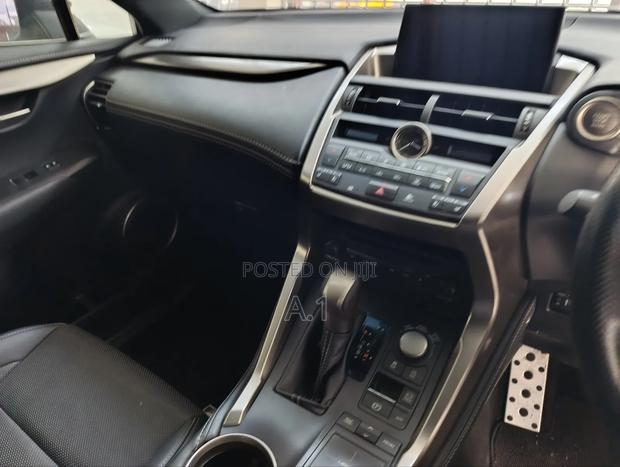 Lexus NX 200 FWD 2019 White