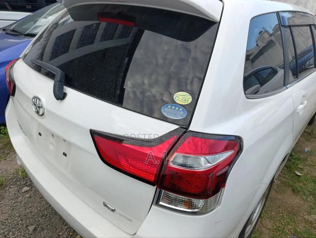 Toyota Corolla Fielder 1.5 Petrol AWD 2019 White
