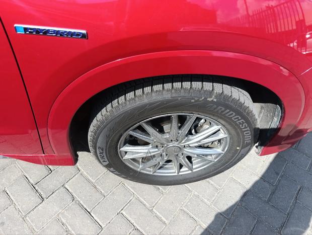 Honda Vezel 1.5 Hybrid 4WD 2019 Red