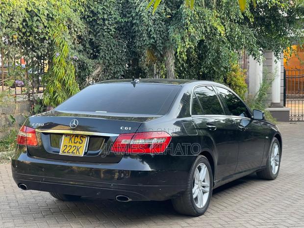 Mercedes-Benz E250 2011 Black