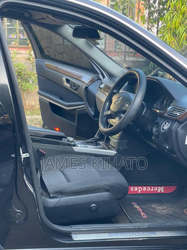 Mercedes-Benz E250 2011 Black