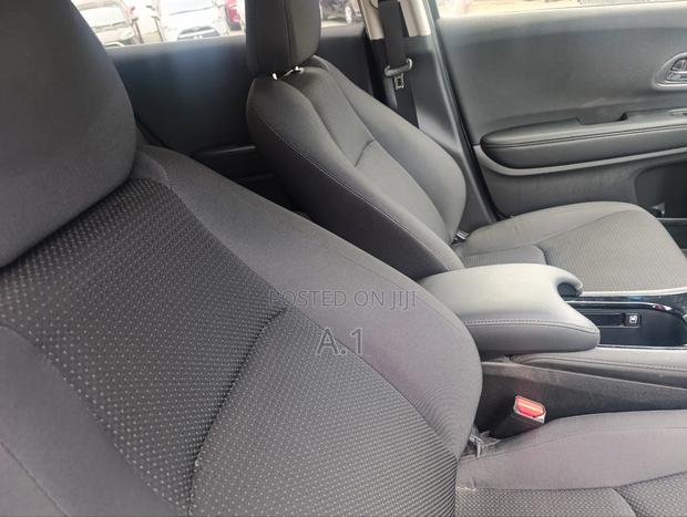 Honda Vezel 1.5 Hybrid 2WD 2019 Pearl