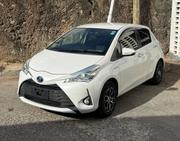Toyota Vitz 2018 White for sale