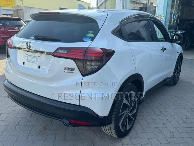 Honda Vezel 2019 White