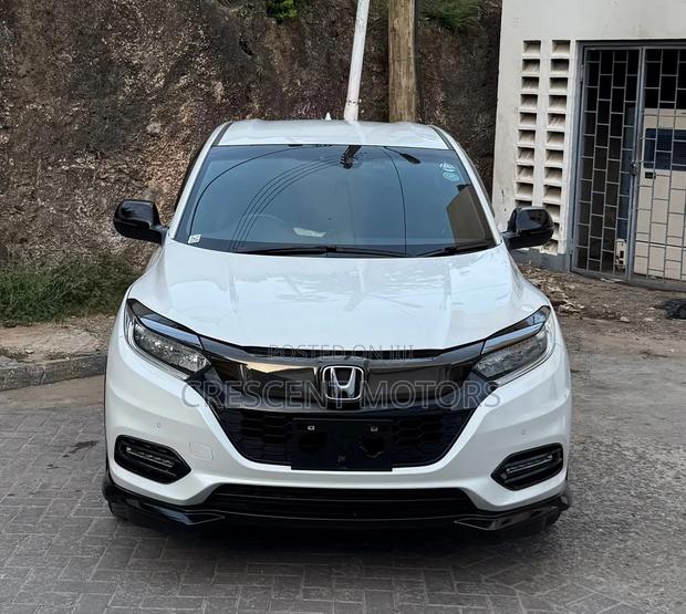 Honda Vezel 2019 White
