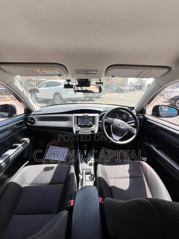 Toyota Corolla Fielder 2018 Black
