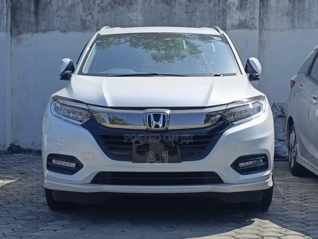 Honda Vezel 1.5 Hybrid 2WD 2018 White