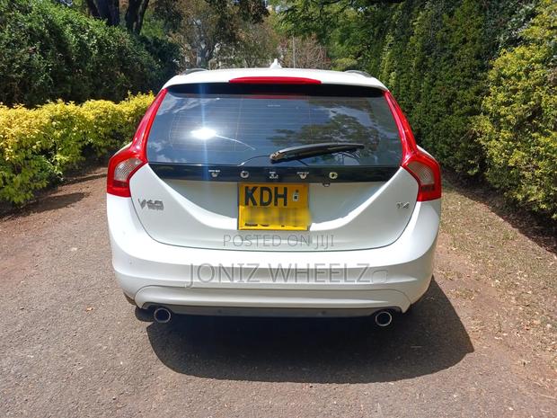 Volvo V60 2014 White