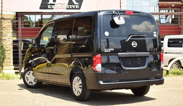Nissan NV200 S 2018 Black