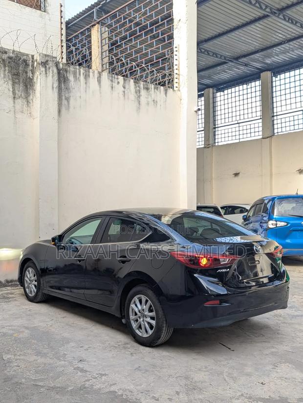 Mazda Axela 2018 Black