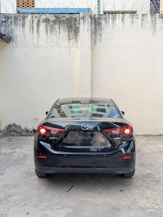 Mazda Axela 2018 Black