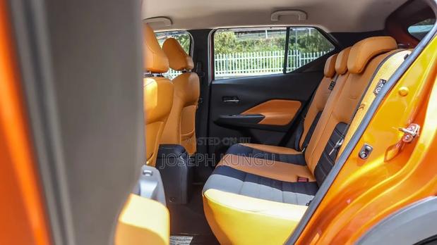 Nissan Kicks 2020 Yellow