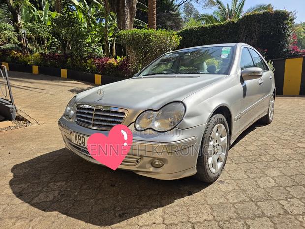 Mercedes-Benz C200 2024 Silver