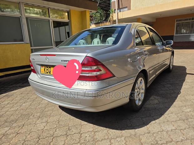 Mercedes-Benz C200 2024 Silver
