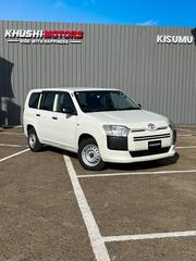 Toyota Succeed 2018 White for sale