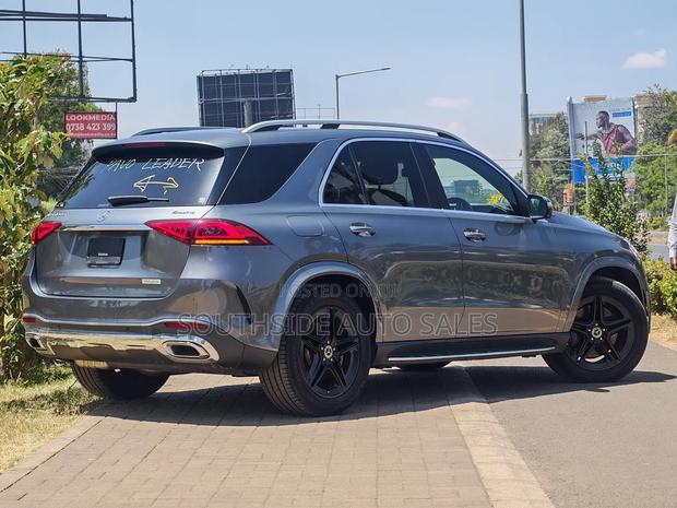 Mercedes-Benz GLE-Class GLE 400d 4MATIC 2020 Gray