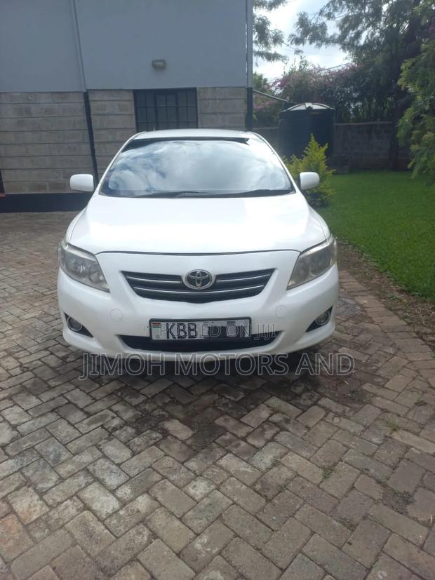 Toyota Corolla 2002 White