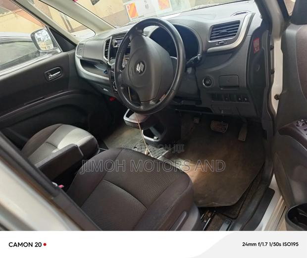 Suzuki Solio 2012 Silver