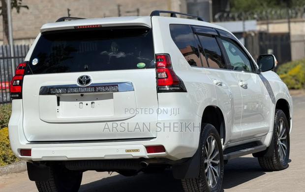 Toyota Land Cruiser Prado 2020 White