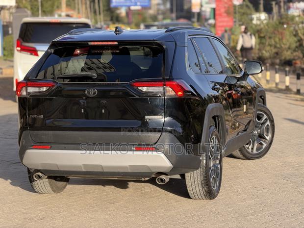 Toyota RAV4 Adventure 2019 Black