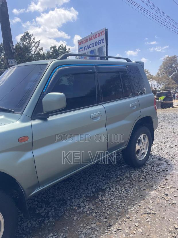 Mitsubishi Pajero IO 1999 Green