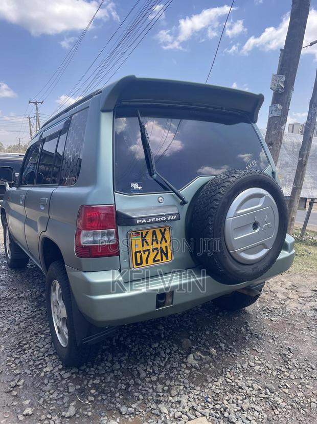 Mitsubishi Pajero IO 1999 Green