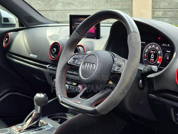 Audi RS 3 2018 Black