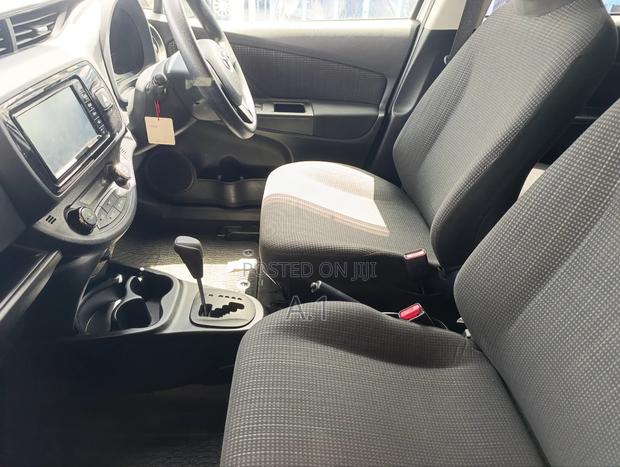 Toyota Vitz 1.5 FWD Hybrid 5dr 2019 White