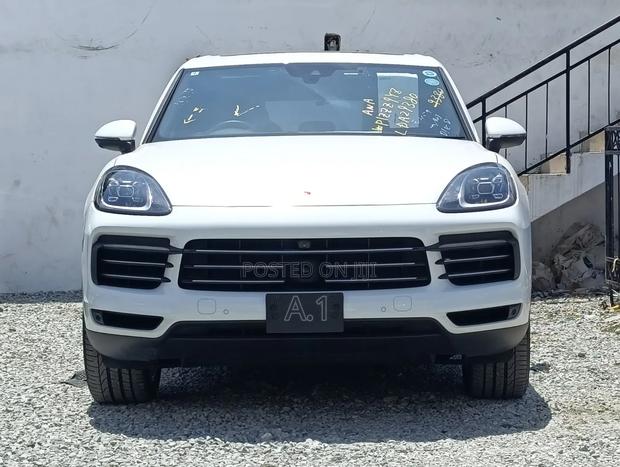 Porsche Cayenne Base AWD 2020 White