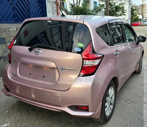 Nissan Note 1.2 Hybrid 2018 Pink