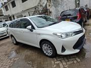 Toyota Corolla Fielder 1.5 Hybrid FWD 2018 White for sale