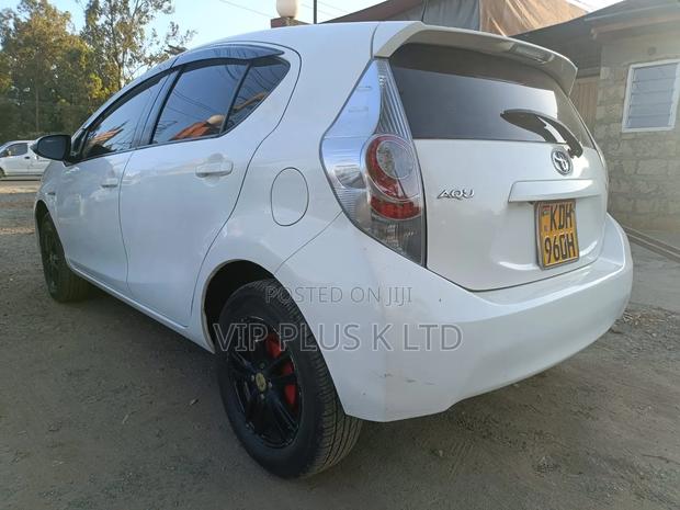 Toyota Aqua 2015 White